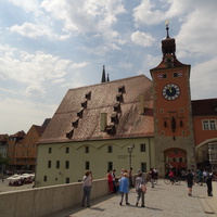 Мостовая башня