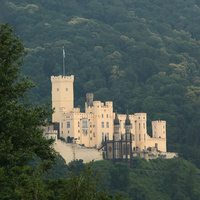 Замок Штольценфельс
