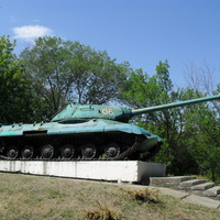 Памятник-танк в парке "Юбилейный"