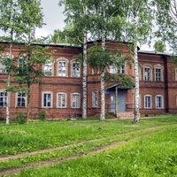 Один из корпусов каменной (когда-то земской и до сих пор действующей) больницы в с. Филиппово