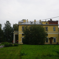 Павловск.Садовая улица.