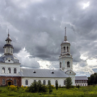 Церковь Петра и Павла в с. Петровское