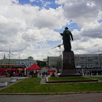 Памятник Репину