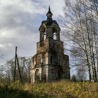 Колокольня Богоявленской церкви в с. Курино Котельничского района Кировской области