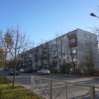 Ораниенбаумский проспект.