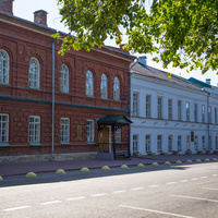 Гимназия №1 им. В.И. Ленина (музей), переулок Карамзина 2
