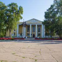 Центральная площадь посёлка, ДК "Клуб шахтёров"