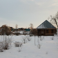 Жилые дома рядом с музеем-усадьбой С. В. Рахманинова