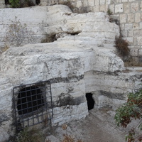 Пещеры возле городской стены старого Иерусалима
