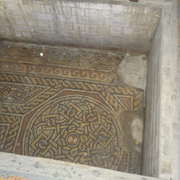 Фрагмент древнего мозаичного пола в храме Рождества Христова