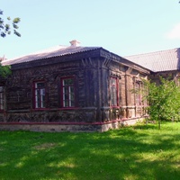 Дерев'яна будівля земської лікарні,урочисте відкриття якої відбулося 9 листопада 1894 року,архітектор Владислав Городецький.