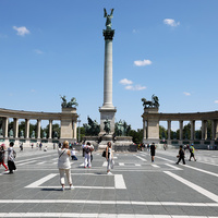 Площадь Героев