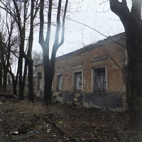 Развалины дома