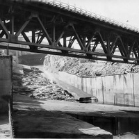 Затвор закрыт.Начинаются работы по бетонированию основания водосбросного канала на Вилюйской ГЭС. Август 1967 год.