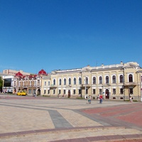 Городская площадь