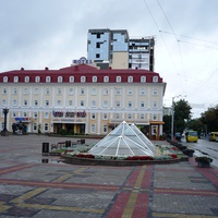 Театральная площадь