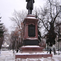 Памятник Харитоненко