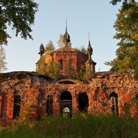 Старая разрушенная церковь