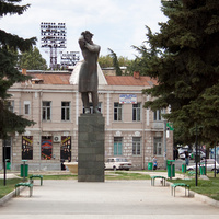 Памятник поэту князю Николаю Бараташвили