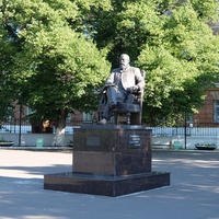 Памятник Дмитрию Ивановичу Стахееву