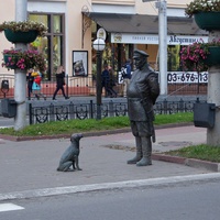 Памятник городовому с собакой