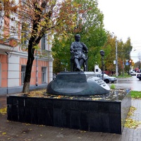 Памятник - учёному Чижевскому