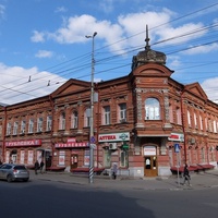 Улица Саратова