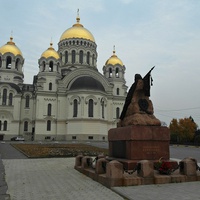 Памятник Атаману Бакланову и Вознесенский Войсковой собор