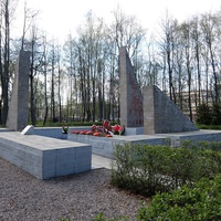 Монумент Славы, посвящённый освободителям Старой Руссы от фашистов