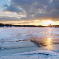 Замерзшая Москва-река