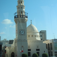 Манама. Мечеть на Гавернмент Авеню.