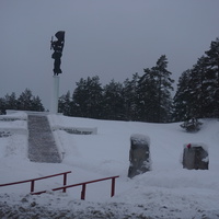 Мемориал защитникам павшим в боях за освобождения Родины.