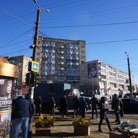 На улице Николаева.