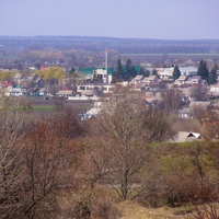Вид на село Матусів з дороги Самгород-Матусів.