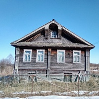 нежилой дом в Старом Селе