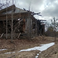 разрушенное здание в д. Васютино