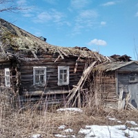 разрушенный дом в д. Мартыново
