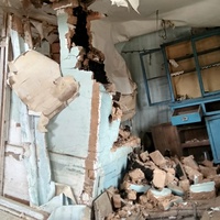 внутри заброшенного дома в д. Николаево