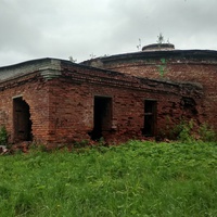 заброшенное здание очистных сооружений в д. Анхимово