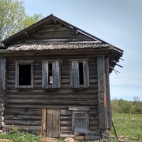заброшенный дом в д. Коровкино