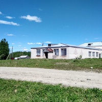 заброшенное здание в д. Янишево
