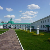 Территория мужского монастыря Александра Свирского.