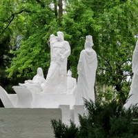 Скульптура Разина на набережной