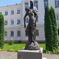 Пам'ятник у музеї політичних репресій.
