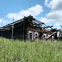 разрушенный дом в д. Мишутино