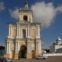 Варлаамо-Хутынский Спасо-Преображенский женский монастырь. Колокольня.