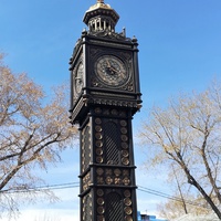 Иркутска башня Биг Бен В сквере на ул. Ленина