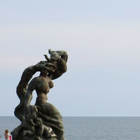 Скульптура "Мадея"