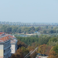 Вид с замковой горы на железнодорожный мост через Припять.