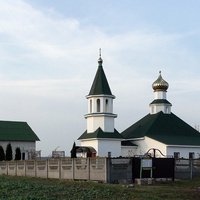 Карпиловка Петропавловский храм.